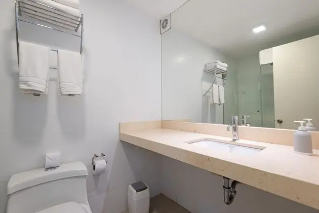Superior Apartment, 3 Bedrooms, Accessible, Balcony