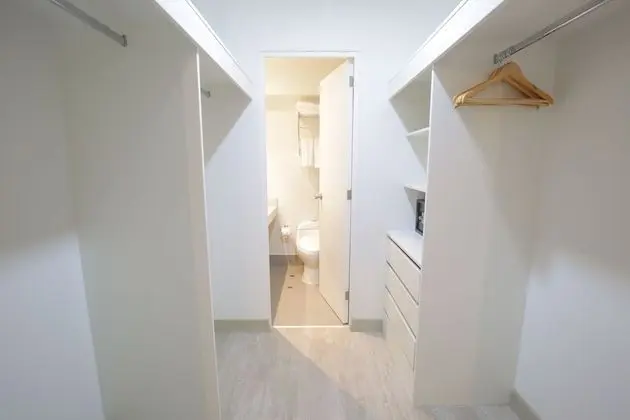 Grand Süit, Birden Çok Yatak, Sigara İçilmez, Küçük Mutfak