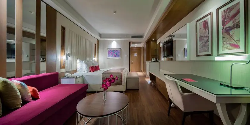 https://images.etstur.com/imgproxy/resize/2560x1440/files/images/hotelImages/etsrooms/315/Trendy_Lara_Hotel_20250917122616_2.jpg