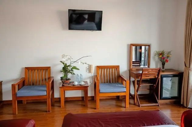 Deluxe Üç Kişilik Oda, Balkon, Havuz Manzaralı