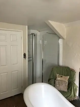 Twin Room, Private External Bathroom (Kaja May)
