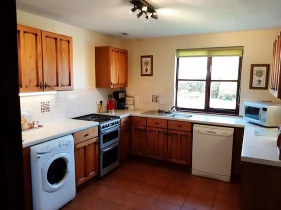 Kır Evi, Özel Banyo (Oak Cottage)