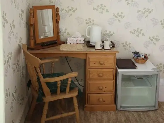 Standard Tek Büyük Yataklı Oda, Banyolu/Duşlu (Room 4)