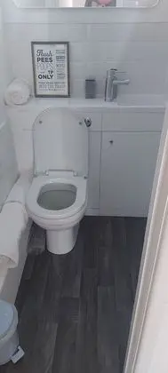 Tek Büyük Yataklı Oda, Banyolu/Duşlu