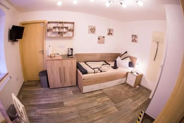 Apart Daire (Steinzimmer)