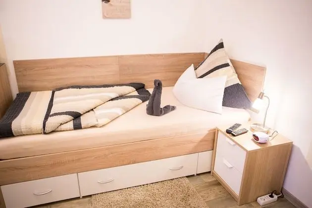 Apart Daire (Steinzimmer)