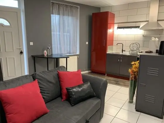 Apart Daire, Banyolu/Duşlu, Şehir Manzaralı (AP20006)