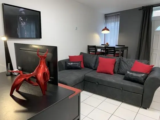 Apart Daire, Banyolu/Duşlu, Şehir Manzaralı (AP20006)