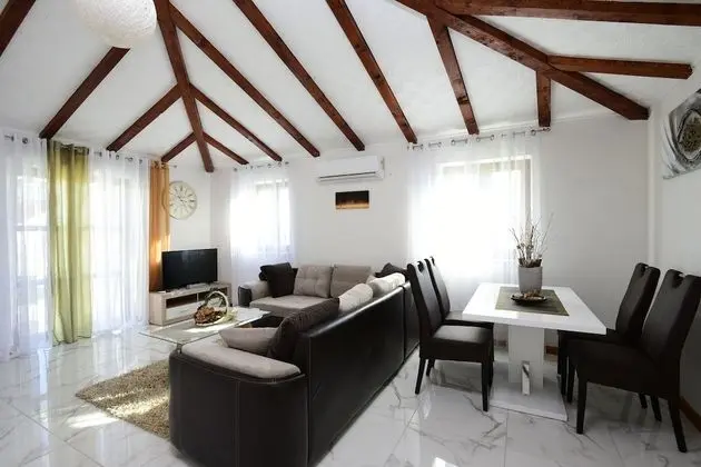 Luxury Villa, Kişiye Özel Havuzlu