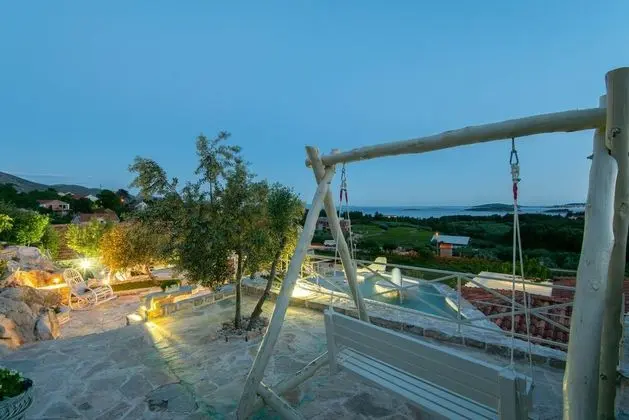 Luxury Villa, Kişiye Özel Havuzlu