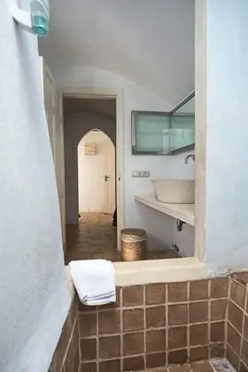 Deluxe Büyük Yataklı Tek Kişilik Oda