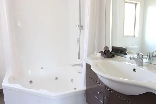 Standard Stüdyo, Sigara İçilmez, Küçük Mutfak (King Studio with Spa)