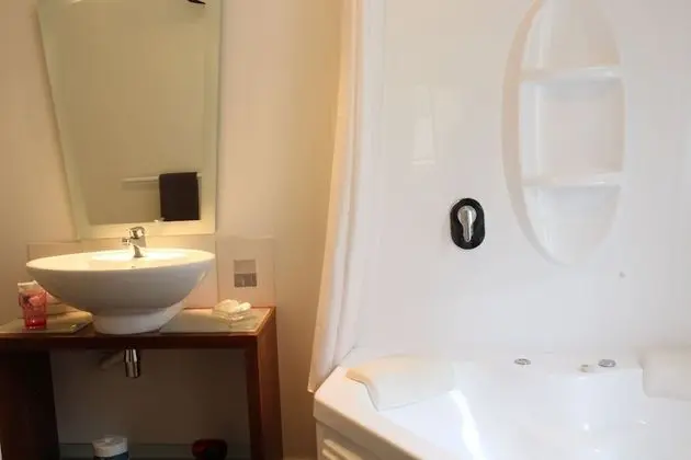 Standard Stüdyo, Sigara İçilmez, Küçük Mutfak (King Studio with Spa)