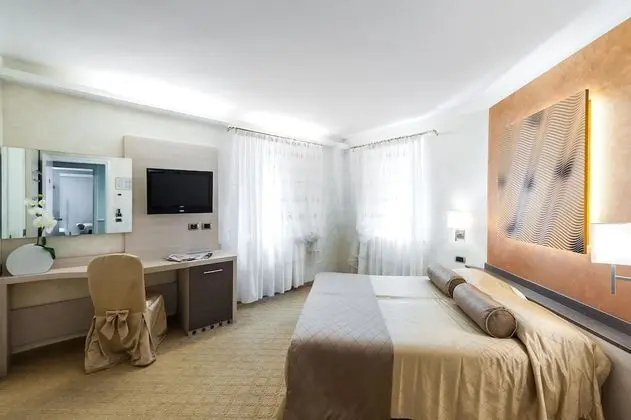 Superior Tek Büyük Yataklı Oda