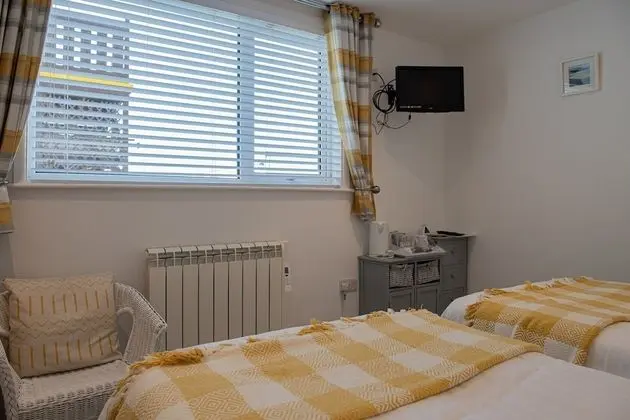 İki Ayrı Yataklı Oda, Banyolu/Duşlu (Ground -Disable friendly )