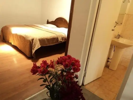 Standard Tek Büyük Yataklı Oda