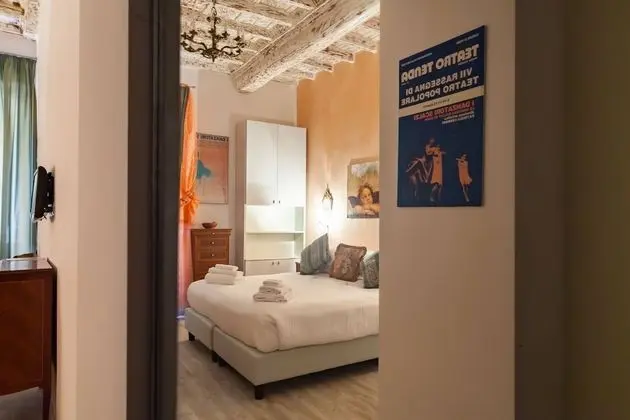 Classic Tek Büyük veya İki Ayrı Yataklı Oda