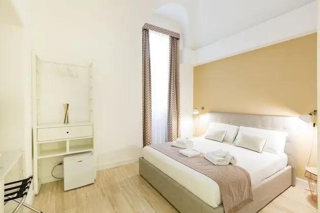 Standard Oda, 1 Büyük (Queen) Boy Yatak