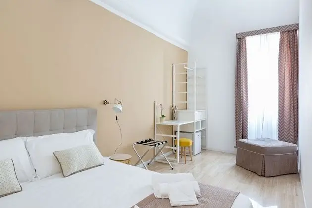 Standard Oda, 1 Büyük (Queen) Boy Yatak