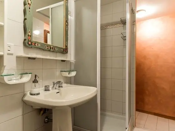 Tek Büyük Yataklı Oda, 1 Büyük (Queen) Boy Yatak