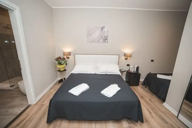 Standard Oda, 1 Büyük (Queen) Boy Yatak