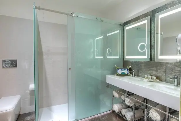 Superior Tek Büyük Yataklı Oda