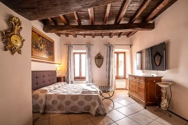 Luxury Tek Büyük Yataklı Oda