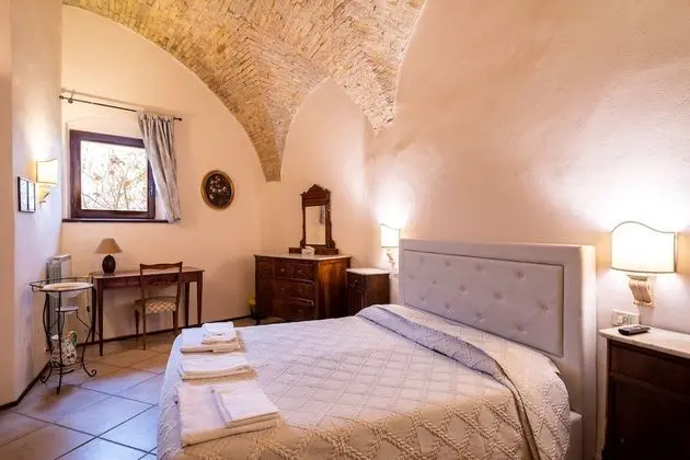 Luxury Tek Büyük Yataklı Oda