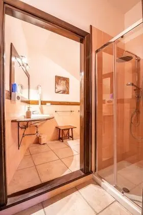 Luxury Tek Büyük Yataklı Oda