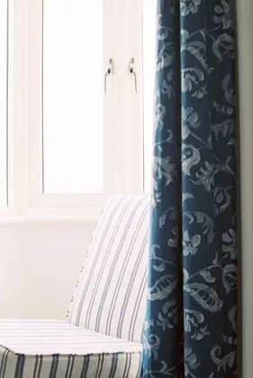Deluxe Tek Büyük Yataklı Oda, Liman Manzaralı