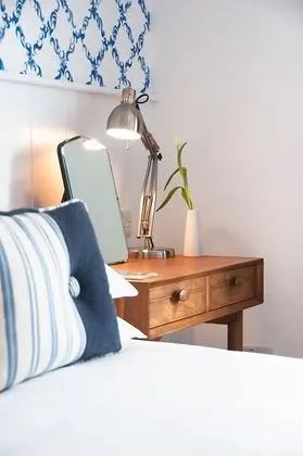 Deluxe Tek Büyük Yataklı Oda, Liman Manzaralı