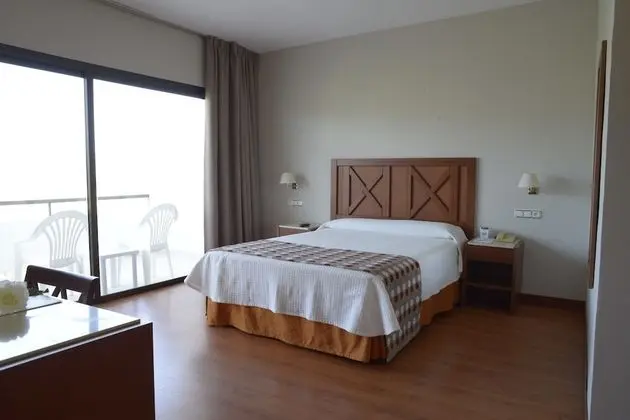 Tek Büyük veya İki Ayrı Yataklı Oda, Deniz Manzaralı (2 adults)