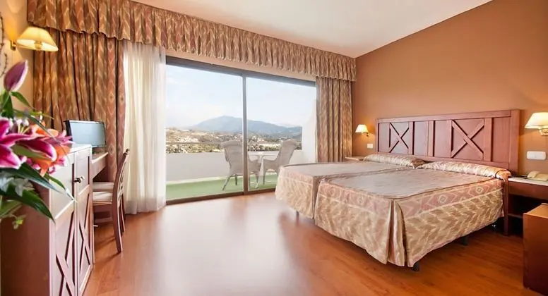 Tek Büyük veya İki Ayrı Yataklı Oda, Deniz Manzaralı (2 adults)