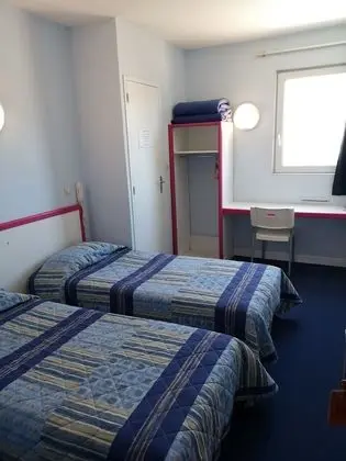 Üç Kişilik Oda