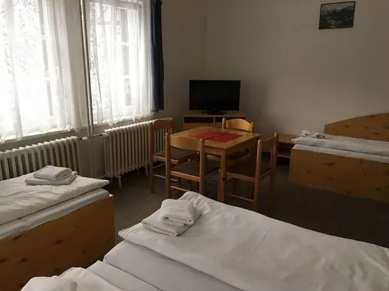 Dört Kişilik Oda