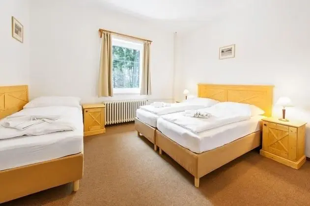 Tek Büyük Yataklı Oda (with Extrabed)