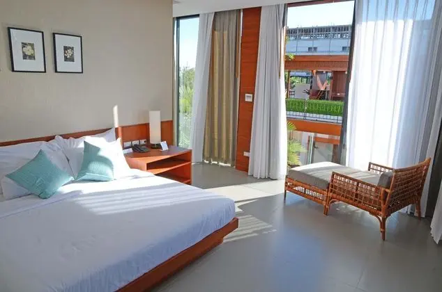 Suit With Private Pool