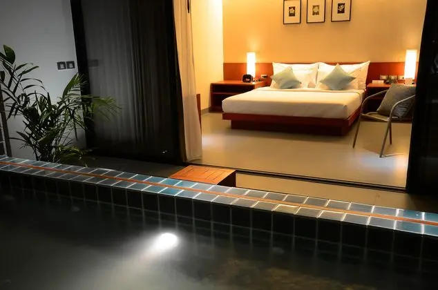 Suit With Private Pool