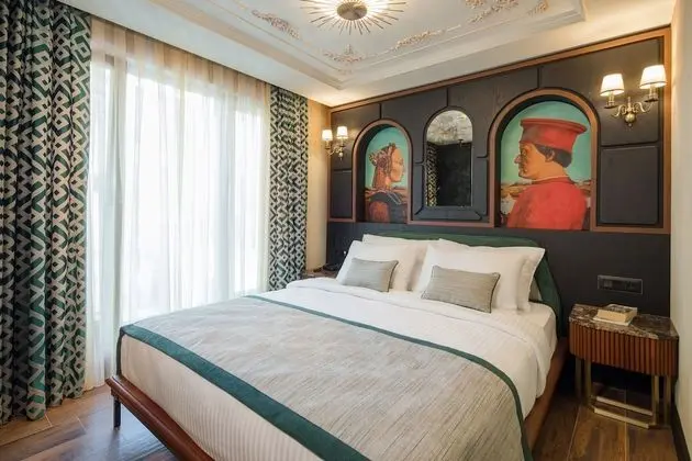 Standard Tek Büyük veya İki Ayrı Yataklı Oda