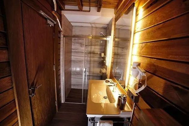 Deluxe Bungalov