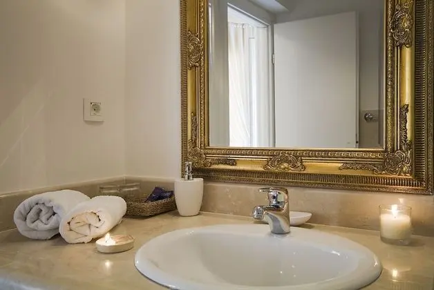 Classic Tek Büyük Yataklı Oda, Balkon, Deniz Manzaralı