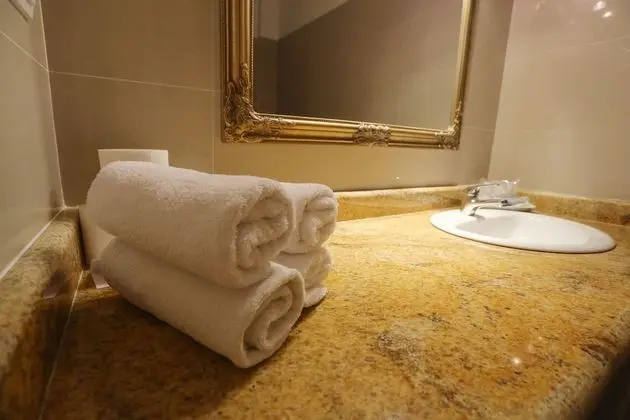 Premium Tek Büyük Yataklı Oda, Balkon, Deniz Manzaralı