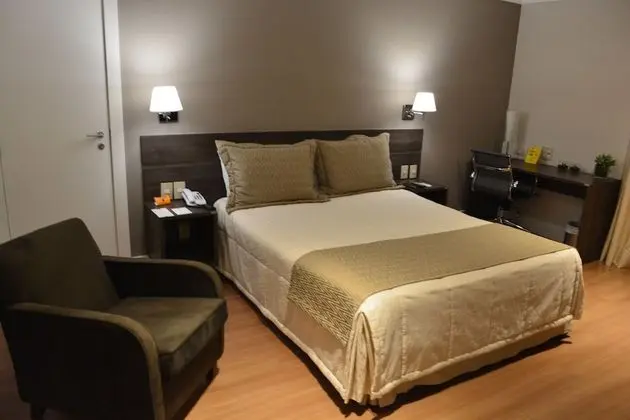 Superior Tek Büyük Yataklı Oda (Clean)