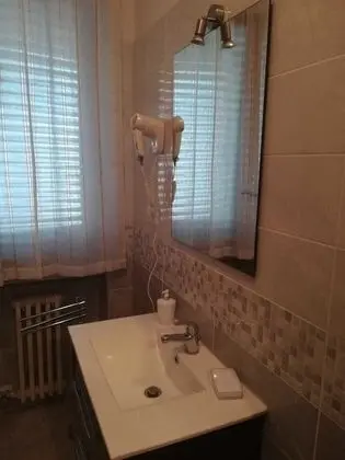 Dört Kişilik Oda, Özel Banyo