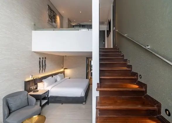 Superior Çatı Katı (Loft), 1 En Büyük (King) Boy Yatak (Loft Business Suite)