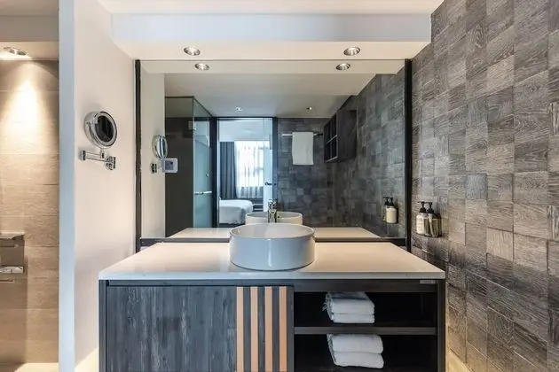Superior Oda, 1 En Büyük (King) Boy Yatak (One Bedroom Suite)