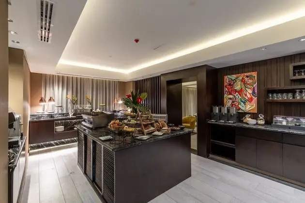 Superior Oda, 1 En Büyük (King) Boy Yatak (One Bedroom Suite)