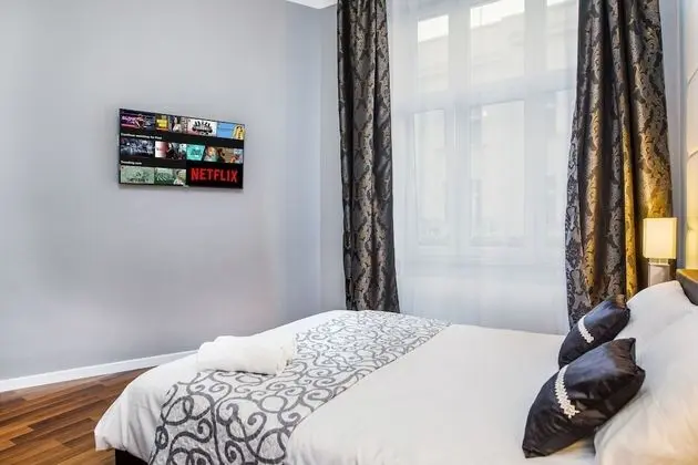 Deluxe Stüdyo Süit