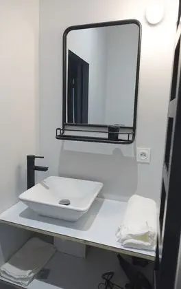 Design Apart Daire, Banyolu/Duşlu, Bahçe Manzaralı (1)