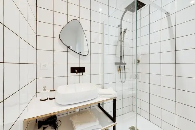 Superior Apart Daire, Banyolu/Duşlu, Bahçe Manzaralı (3)